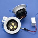 Universal Adjustable Ceiling Spot Light TL14
