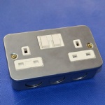 Metal Switched Socket
