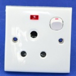 15A Round Pin Socket